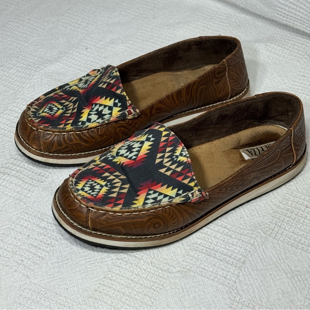 Myra Bag Embossed Brown and Multicolor Slip-On Loafers Sneaker Womens Size 9